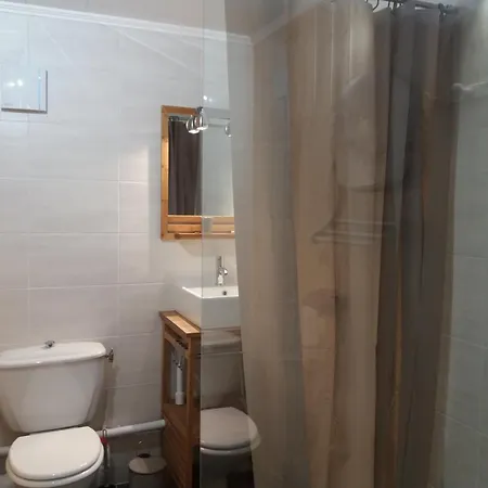 Vue Sous Cet Angles Les Angles (Pyrenees-Orientales)